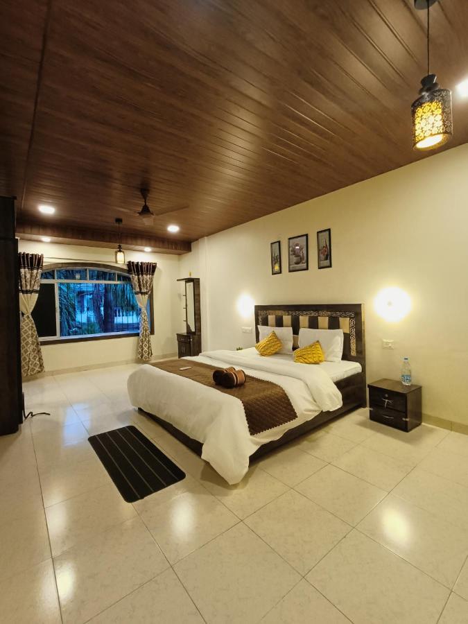 The Pawna Lake Big Pool Backwater Villa Lonavla Zewnętrze zdjęcie